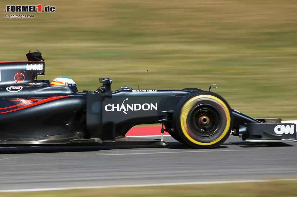 Foto zur News: Fernando Alonso (McLaren)