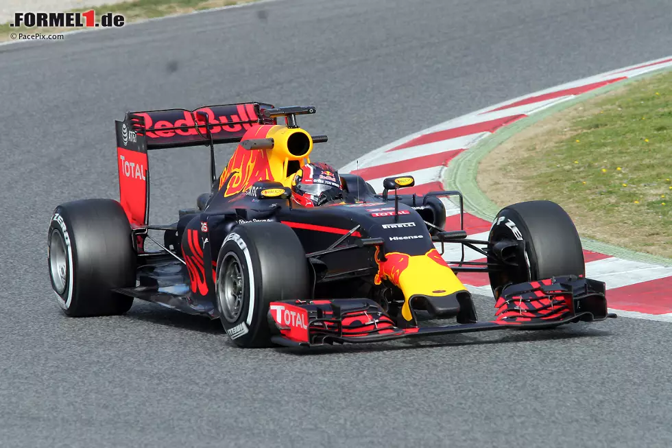 Foto zur News: Daniil Kwjat (Red Bull)