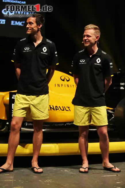 Foto zur News: Jolyon Palmer (Renault) und Kevin Magnussen (Renault)