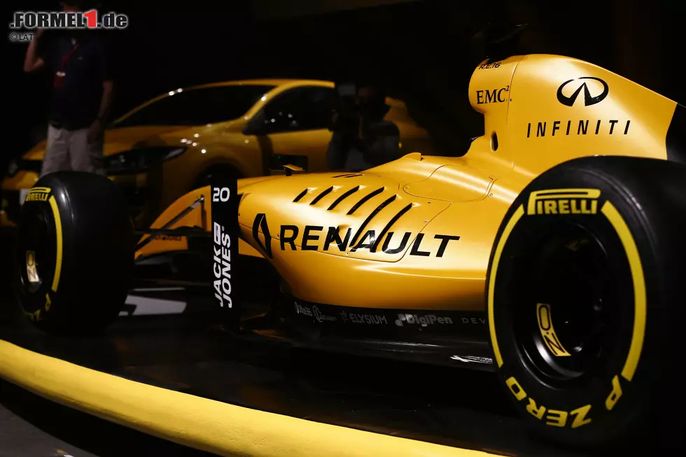 Foto zur News: Der Renault R.S.16 im neuen Gewand