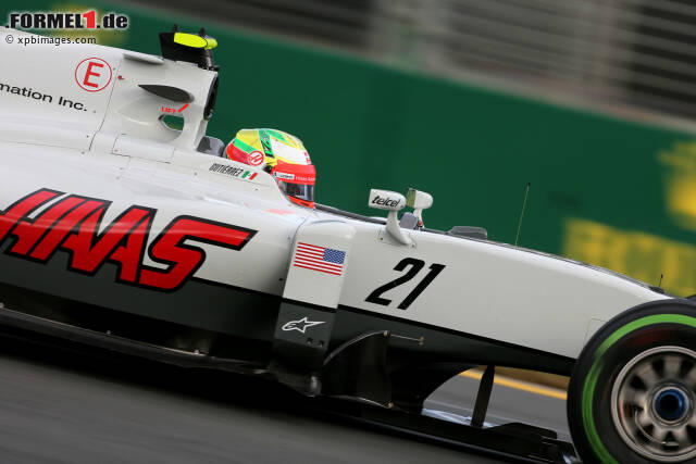 Foto zur News: In Melbourne überraschte das Haas-Team mit einer neuen Lackierung. Besonders die grauen Elemente sind heller geworden, ...