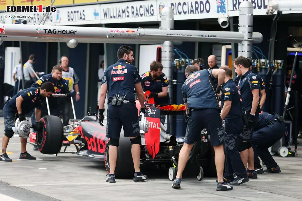 Foto zur News: Daniil Kwjat (Red Bull)