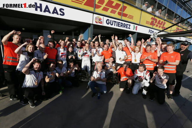 Foto zur News: Formel-1-Live-Ticker: Fernando Alonso mit viel Unfall-Humor