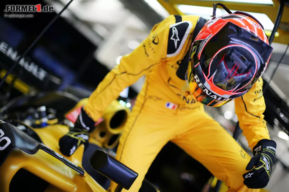 Foto zur News: Esteban Ocon (Renault)