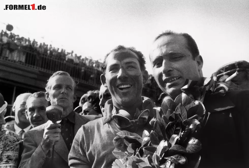 #2 Stirling Moss: Im Jahr 2006 gestand die Formel-1-Legende die Einnahme von Pillen-Cocktails unter anderem mit den Wirkstoffen Benzedrin und Dexedrin. Diese seien früher vor allem bei Rallyes bei vielen Fahrern beliebt gewesen. Er habe sie auch von Juan Manuel Fangio bezogen. Foto zur News: #2 Stirling Moss: Im Jahr 2006 gestand die Formel-1-Legende die Einnahme von Pillen-Cocktails unter anderem mit den Wirkstoffen Benzedrin und Dexedrin. Diese seien früher vor allem bei Rallyes bei vielen Fahrern beliebt gewesen. Er habe sie auch von Juan Manuel Fangio bezogen.