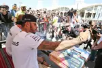 Foto zur News: Lewis Hamilton (Mercedes) und Nico Rosberg (Mercedes)