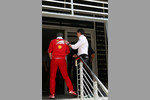 Foto zur News: Toto Wolff (Mercedes) und Maurizio Arrivabene (Ferrari)