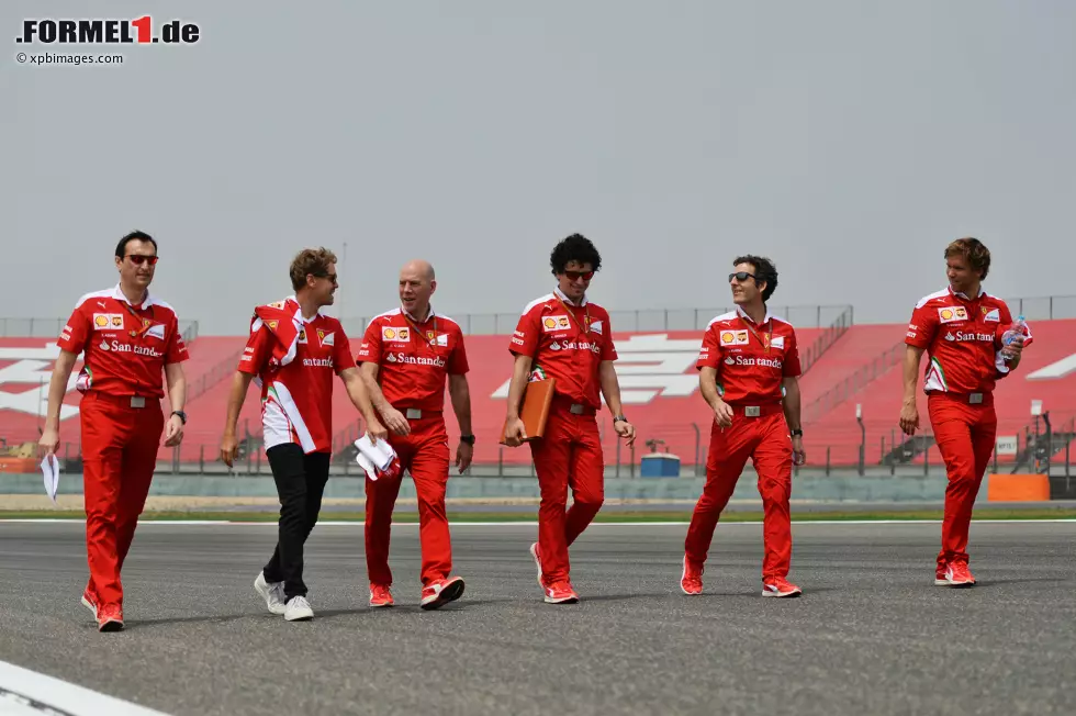 Foto zur News: Sebastian Vettel (Ferrari)