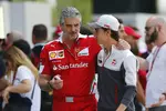 Foto zur News: Maurizio Arrivabene und Esteban Gutierrez (Haas)