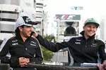 Foto zur News: Sergio Perez (Force India) und Nico Hülkenberg (Force India)