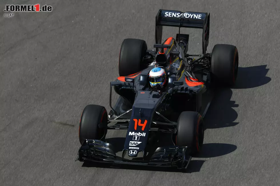 Foto zur News: Fernando Alonso (McLaren)