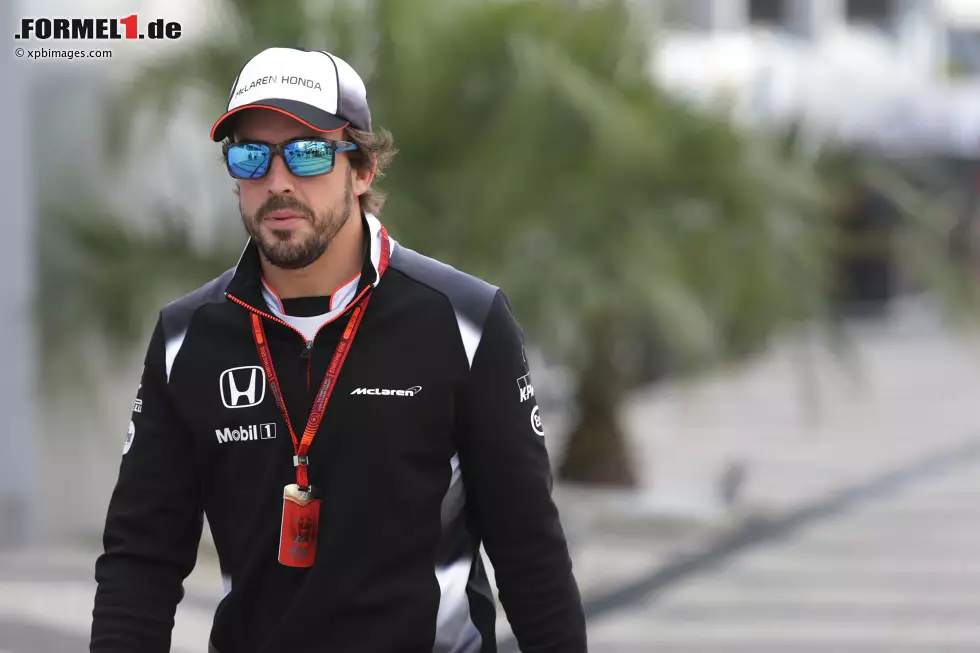 Foto zur News: Fernando Alonso (McLaren)