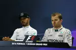 Foto zur News: Lewis Hamilton (Mercedes) und Nico Rosberg (Mercedes)