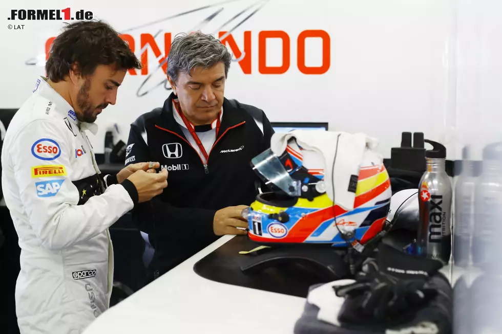 Foto zur News: Fernando Alonso (McLaren)