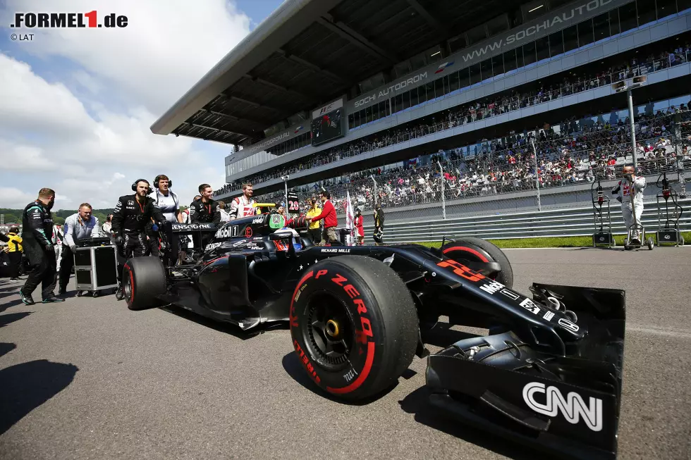 Foto zur News: Jenson Button (McLaren)