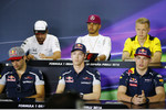 Foto zur News: Carlos Sainz (Toro Rosso), Daniil Kwjat (Toro Rosso), Max Verstappen (Red Bull), Fernando Alonso (McLaren), Lewis Hamilton (Mercedes) und Kevin Magnussen (Renault)