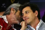 Foto zur News: Maurizio Arrivabene und Toto Wolff