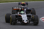 Foto zur News: Nico Hülkenberg (Force India) und Daniil Kwjat (Toro Rosso)