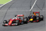 Gallerie: Sebastian Vettel (Ferrari) und Daniel Ricciardo (Red Bull)