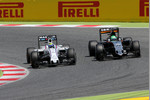 Foto zur News: Felipe Massa (Williams) und Nico Hülkenberg (Force India)