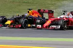 Gallerie: Daniel Ricciardo (Red Bull) und Sebastian Vettel (Ferrari)