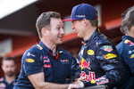 Foto zur News: Christian Horner und Max Verstappen (Red Bull)