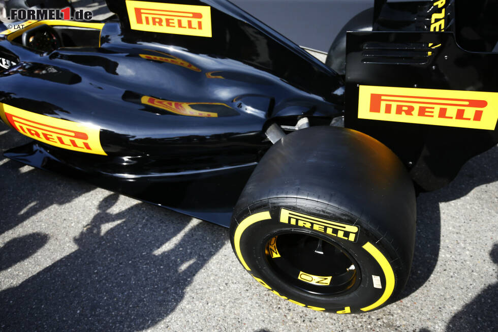 Foto zur News: Die Formel-1-Reifen werden ab der Saison 2017 wieder deutlich breiter werden.