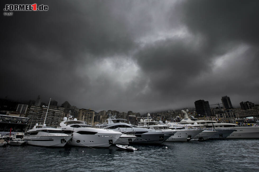 Foto zur News: Düstere Wolken am Sonntagmorgen in Monte Carlo