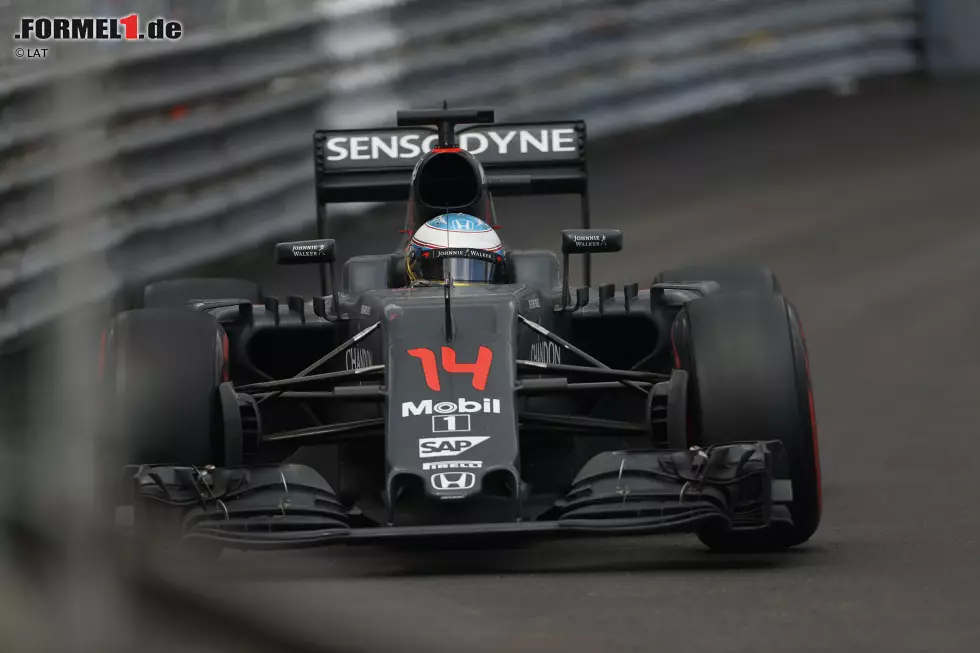 Foto zur News: Fernando Alonso (McLaren)