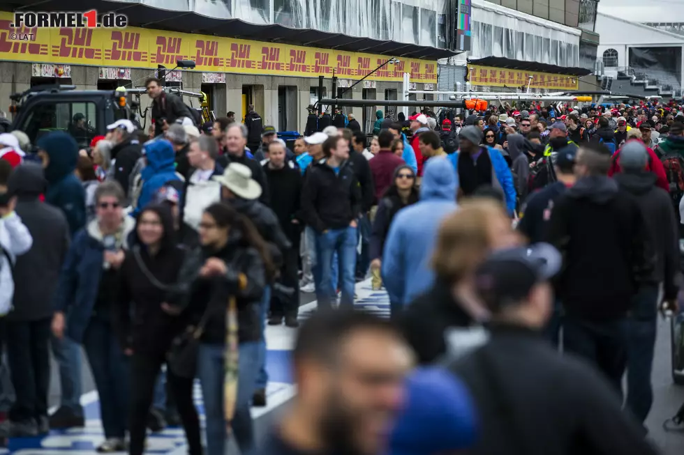 Foto zur News: Pitwalk