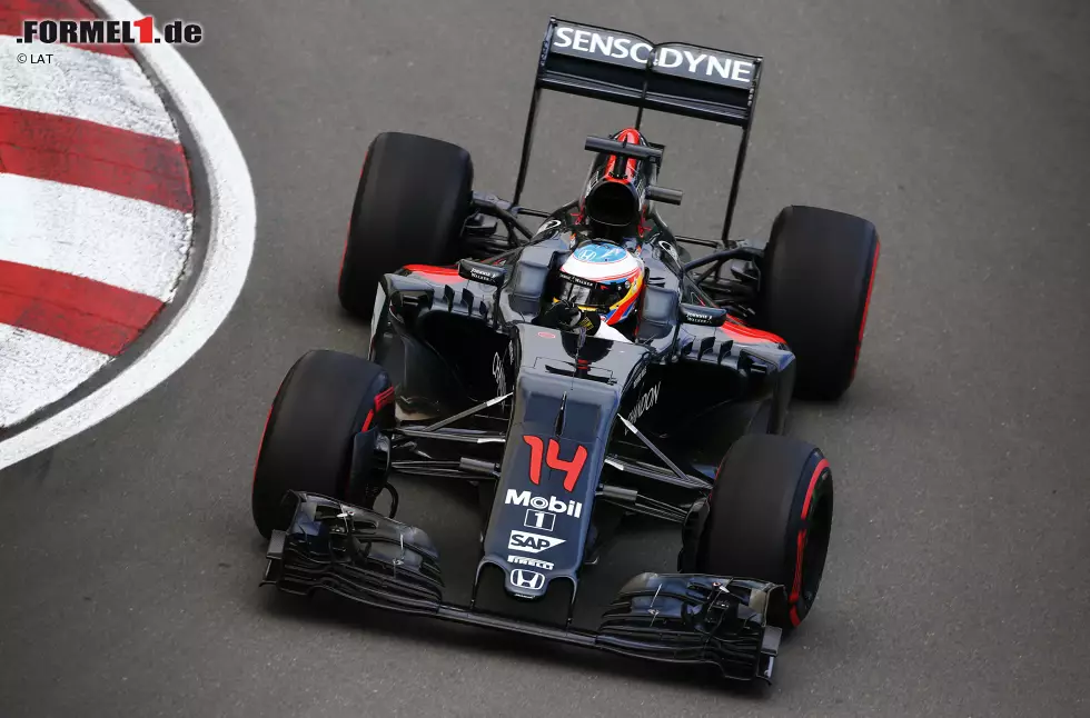 Foto zur News: Fernando Alonso (McLaren)