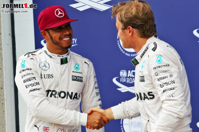 Foto zur News: Lewis Hamilton und Nico Rosberg: Die Harmonie im Team ist nur inszeniert. Klicken Sie sich jetzt durch die Highlights des Grand Prix von Österreich!