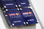 Foto zur News: TÜrschilder bei Red Bull