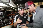 Foto zur News: Sergio Perez (Force India) mit Enqrique Iglesias