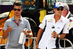 Foto zur News: Pascal Wehrlein (Manor) und Marcus Ericsson (Sauber)