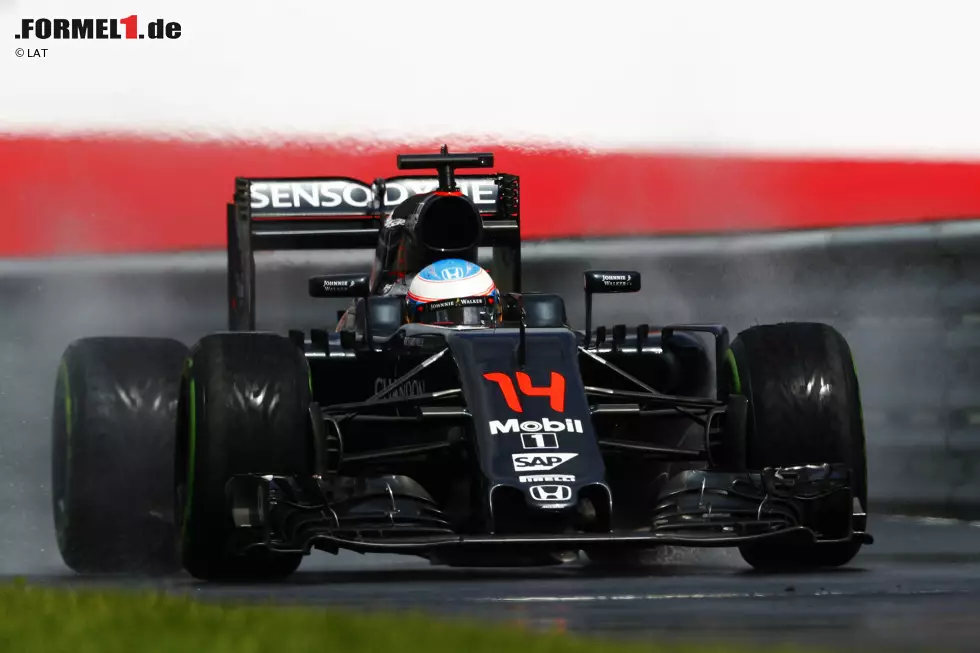 Foto zur News: Fernando Alonso (McLaren)