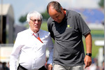 Foto zur News: Bernie Ecclestone und Gerhard Berger