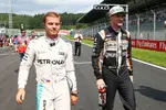 Foto zur News: Nico Rosberg (Mercedes) und Nico Hülkenberg (Force India)