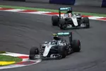 Foto zur News: Nico Rosberg (Mercedes) und Lewis Hamilton (Mercedes)