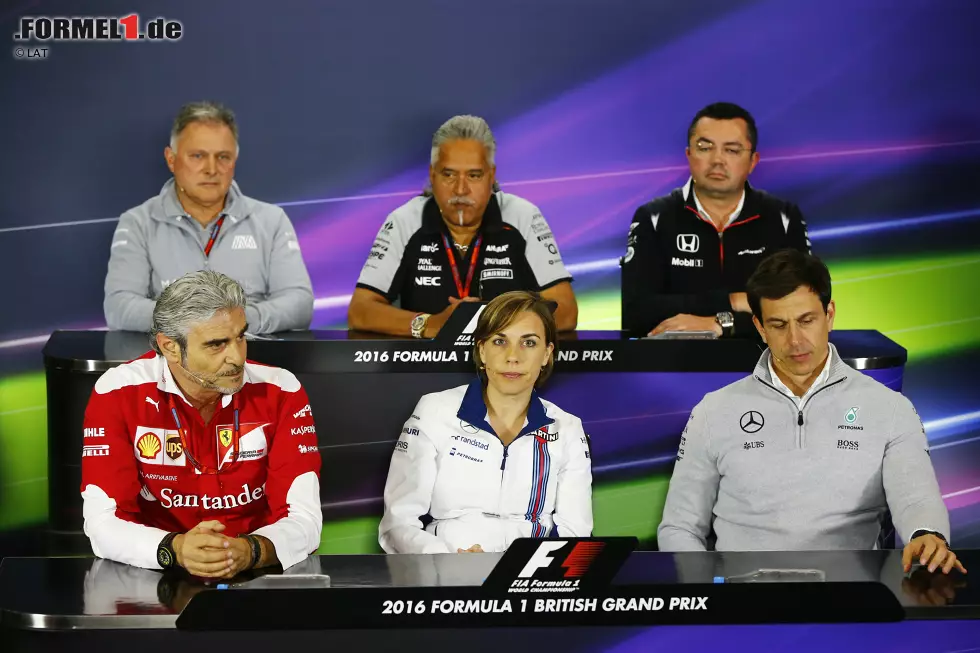 Foto zur News: Maurizio Arrivabene, Vijay Mallya, Claire Williams, Eric Boullier und Toto Wolff