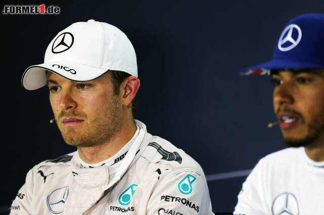 Foto zur News: Nico Rosberg und Lewis Hamilton in der Pressekonferenz am Hungaroring. Klick dich jetzt durch die bisherigen Highlights im Titelduell 2016!