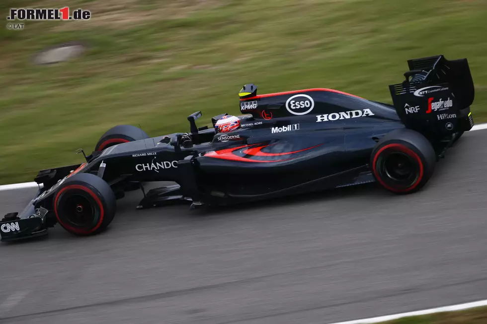 Foto zur News: Jenson Button (McLaren)