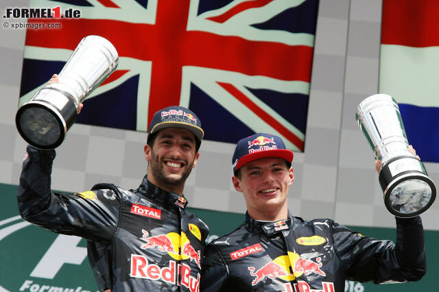 Foto zur News: Zum ersten Mal seit einem Jahr stehen zwei Red-Bull-Fahrer auf dem Podium. Jetzt durch die Rennhighlights klicken!