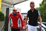 Foto zur News: Mick Schumacher und Nico Hülkenberg (Force India)