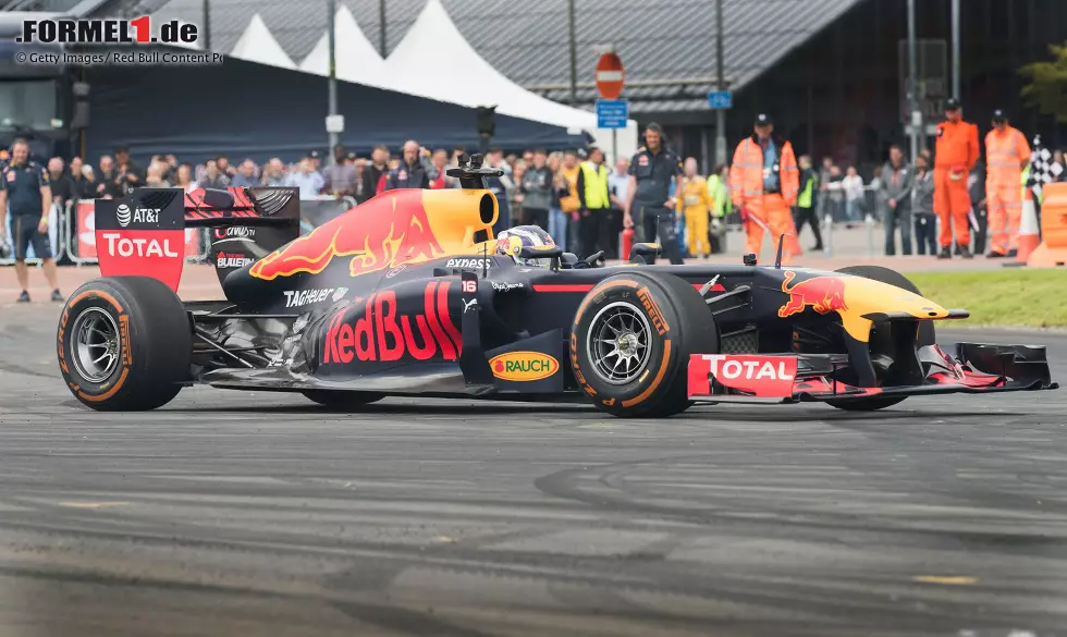 Foto zur News: Sergio Sette Camara (Red Bull)