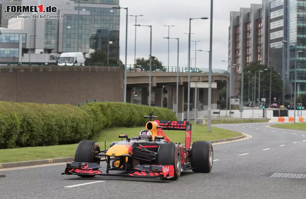 Foto zur News: Sergio Sette Camara (Red Bull)