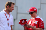 Foto zur News: Alexander Wurz und Kimi Räikkönen (Ferrari)