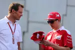 Foto zur News: Alexander Wurz und Kimi Räikkönen (Ferrari)