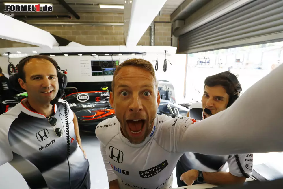 Foto zur News: Jenson Button (McLaren)