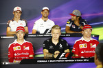 Foto zur News: Esteban Gutierrez (Haas), Jenson Button (McLaren), Carlos Sainz (Toro Rosso), Sebastian Vettel (Ferrari), Kevin Magnussen (Renault) und Kimi Räikkönen (Ferrari)